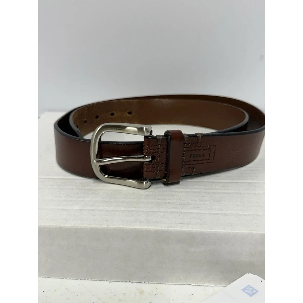 Fossil Genuine Leather Brown Belt Size 42 / 105 Silver Buckle Classic Casual Men